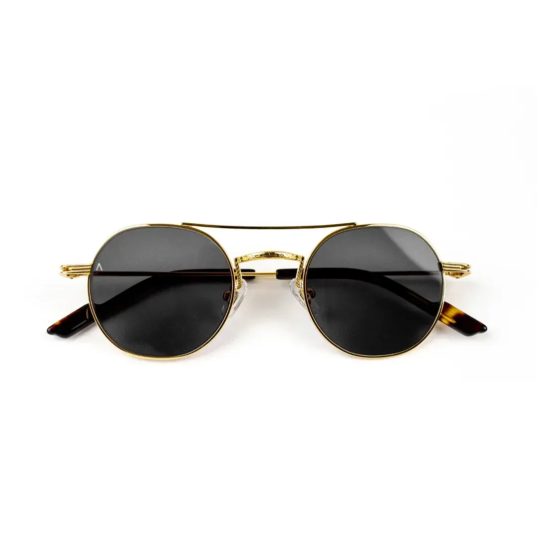 ADAM YOUNG 001 C2 47