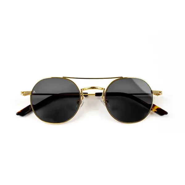 ADAM YOUNG 001 C2 47